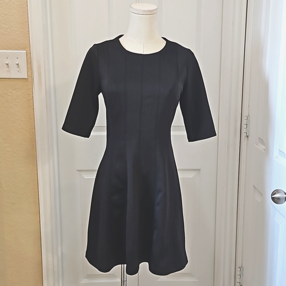 Forever 21 Scoop Neck Fit & Flare Mini Black Dress Size Small